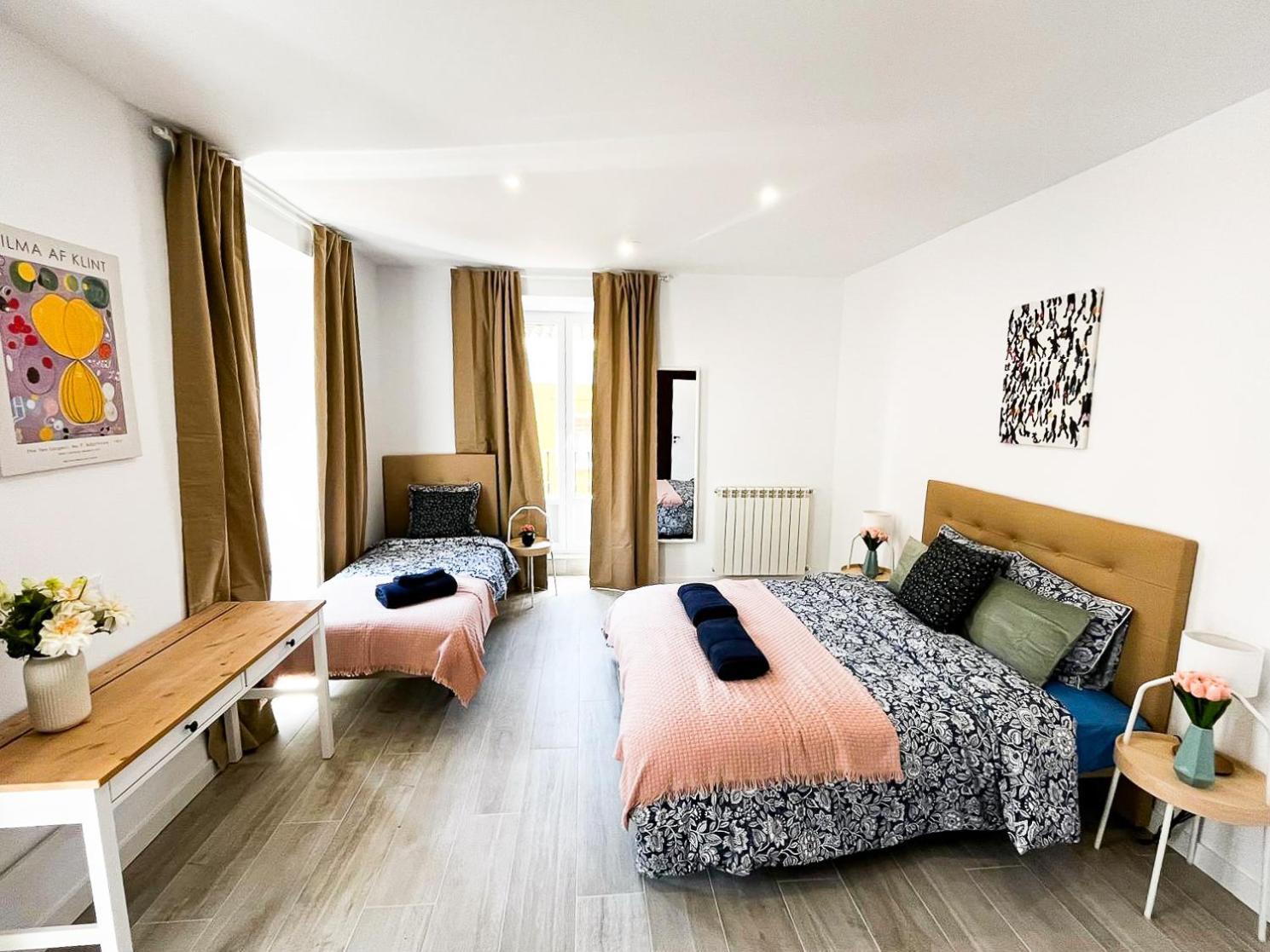 Madrid Private Rooms - Ferrer Екстериор снимка